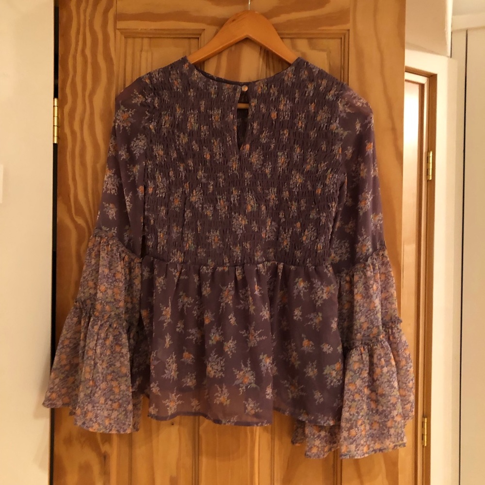 Flowy Boho Floral Blouse - Picture 3 of 3